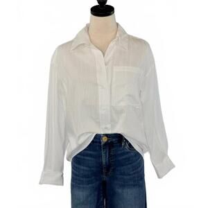 NEW DEX CLOTHING women's textured button up top in white